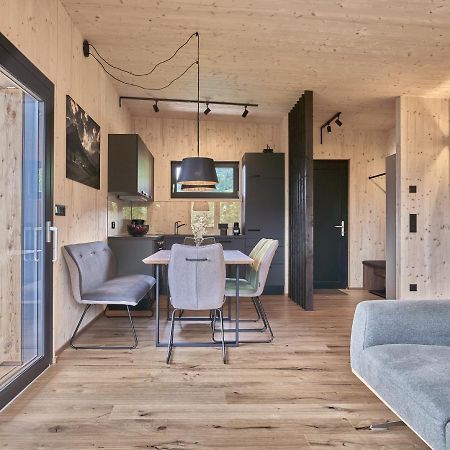 Black Forest Lodges - Gehobene Ferienwohnungen Mit Privatsaunas تولفيس المظهر الخارجي الصورة