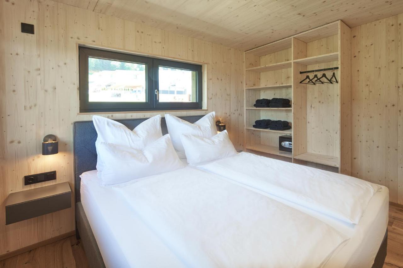 Black Forest Lodges - Gehobene Ferienwohnungen Mit Privatsaunas تولفيس المظهر الخارجي الصورة